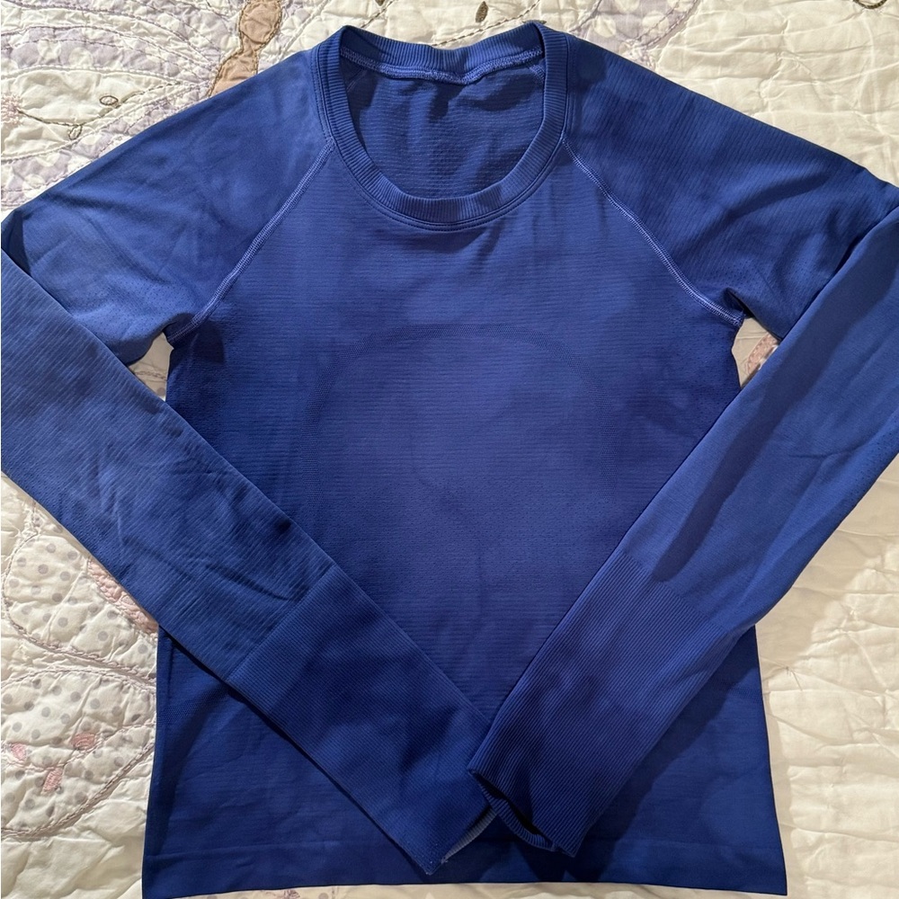 Lululemon Athletica Fitted Blue Long Sleeve Tee